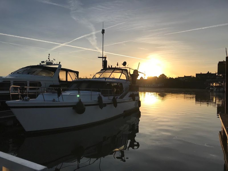 Jachtwerf Gebr Vissers - HM-YachtRental Jachtverhuur