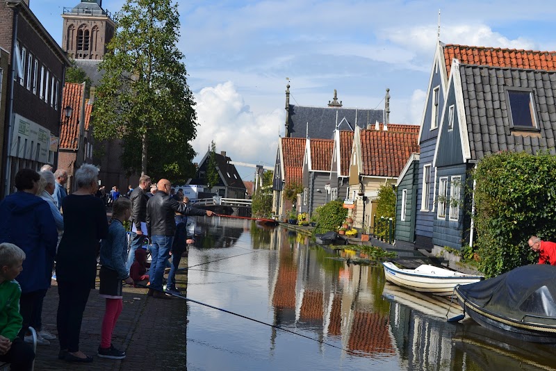 Viscollege "De Hengelaar" De Rijp, Noord Holland hengelsportwinkel