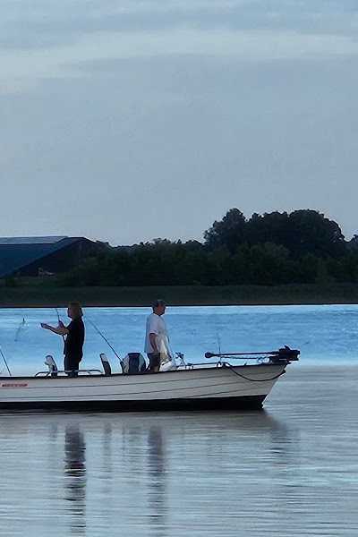 Visboot verhuur Veluwemeer Angelbootverleih Angelbootvermietung Veluwemeer foto 2