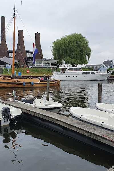 Bootverhuur Huizen foto 2