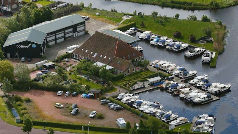 Holiday Boatin - Doerak Sneek