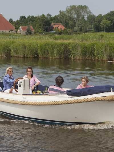 Bootverhuur Wester: Sloep of Boot Huren Eernewoude foto 3