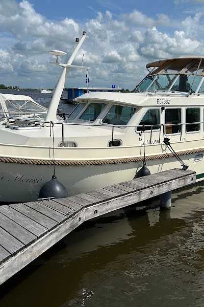 Bootverhuur Hospes - Sneek (Friesland) | Motorboten & Zeilboten foto 2