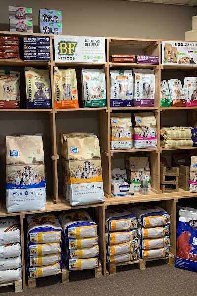 HDG Handelsonderneming / Hengelsport / Diervoeders / Robot - en Grasmaaiers / KRESS foto 4