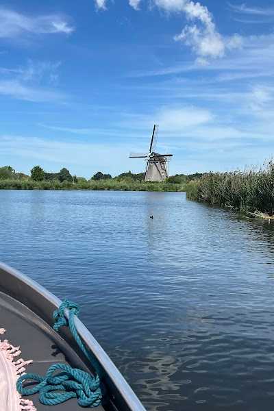 Rivercity - Bootverhuur & Rondvaarten foto 3