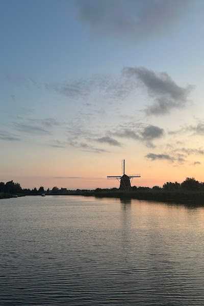 Rivercity - Bootverhuur & Rondvaarten foto 5