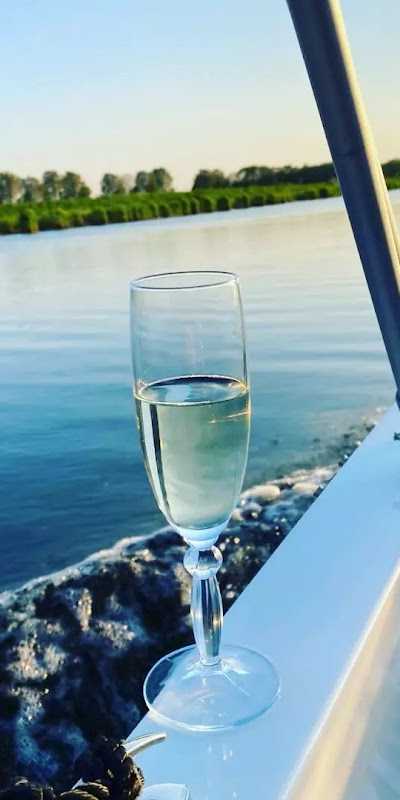 Sloepverhuur Steenbergen, visbootverhuur, bootverhuur en suppen foto 4