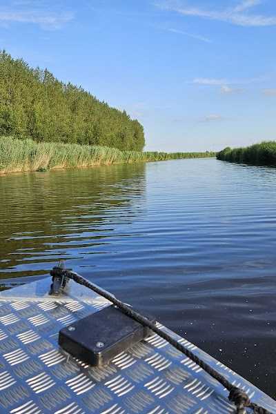 Sloepverhuur Steenbergen, visbootverhuur, bootverhuur en suppen foto 5