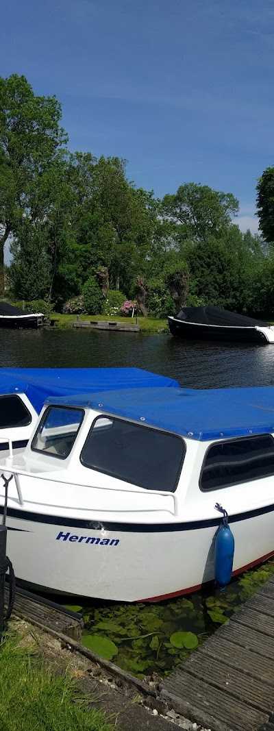 Motorbotenverhuur van Egmond foto 2