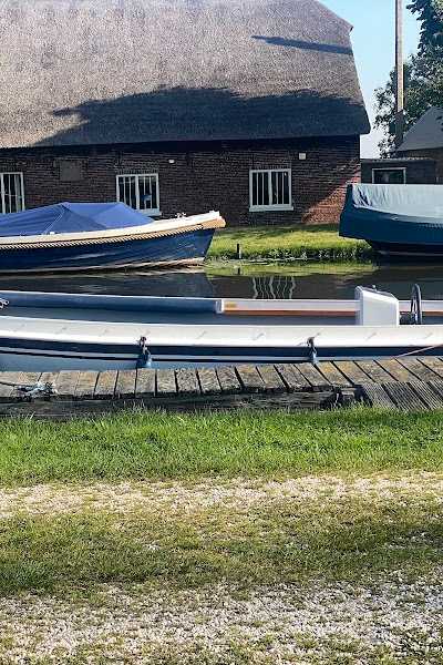 Motorbotenverhuur van Egmond foto 4