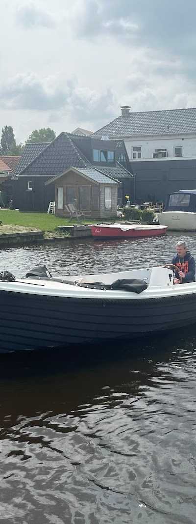 De Jong Sloepverhuur (Friesland) foto 4