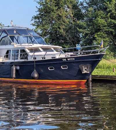 De Schiffart Yachtcharter foto 5