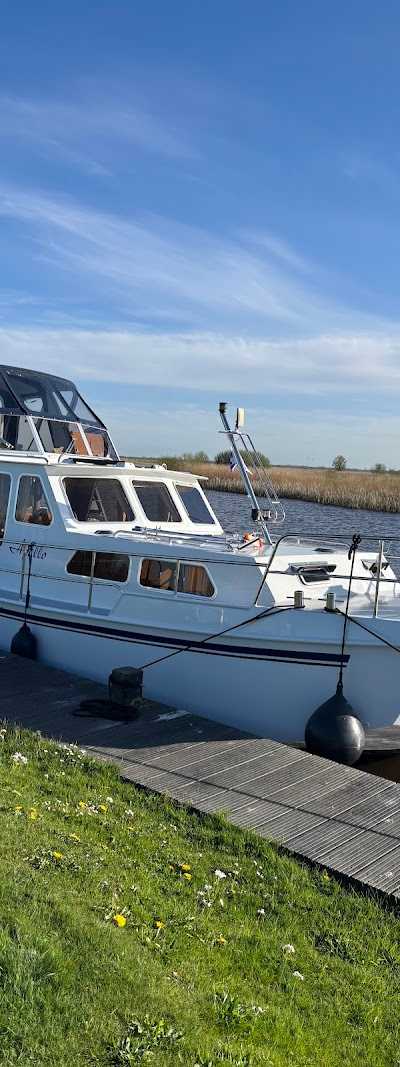 Turfskip Jachtcharter foto 3