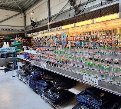 Voorhuis hengelsport- dierenspeciaalzaak foto 5