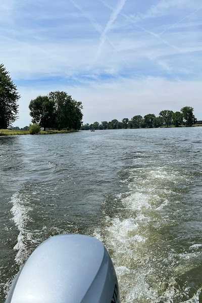 Happy Boats | De Kraaijenbergse Plassen foto 3